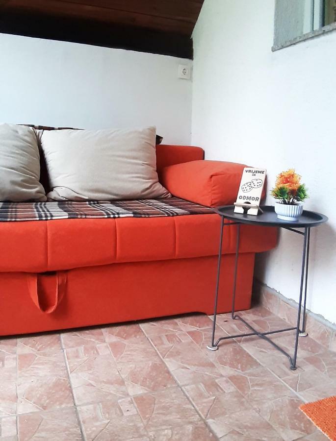 Apartman Nino Tounj Exterior photo