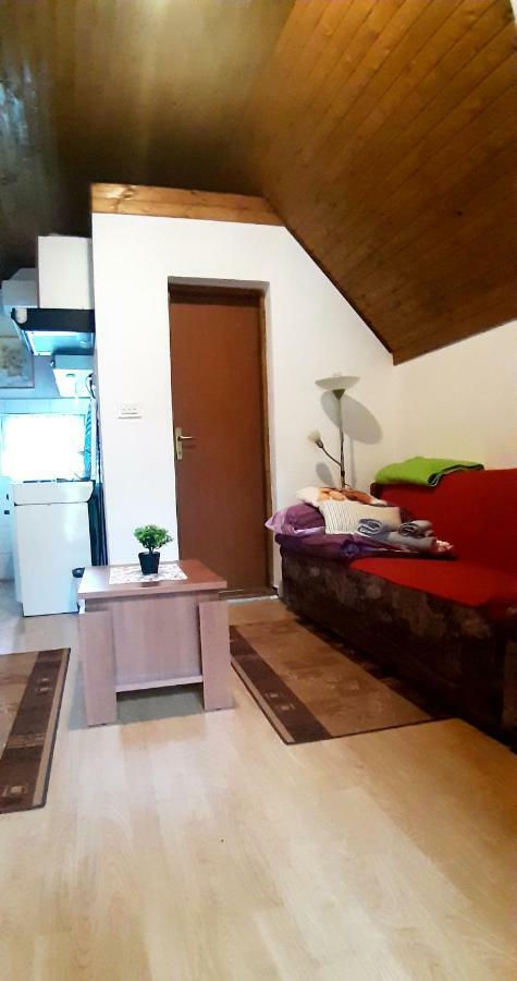 Apartman Nino Tounj Exterior photo